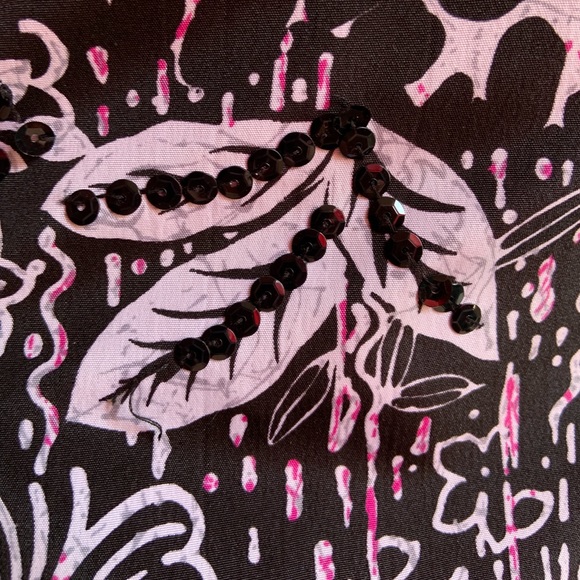 Stunning Suit Jacket - Picture 3 of 6